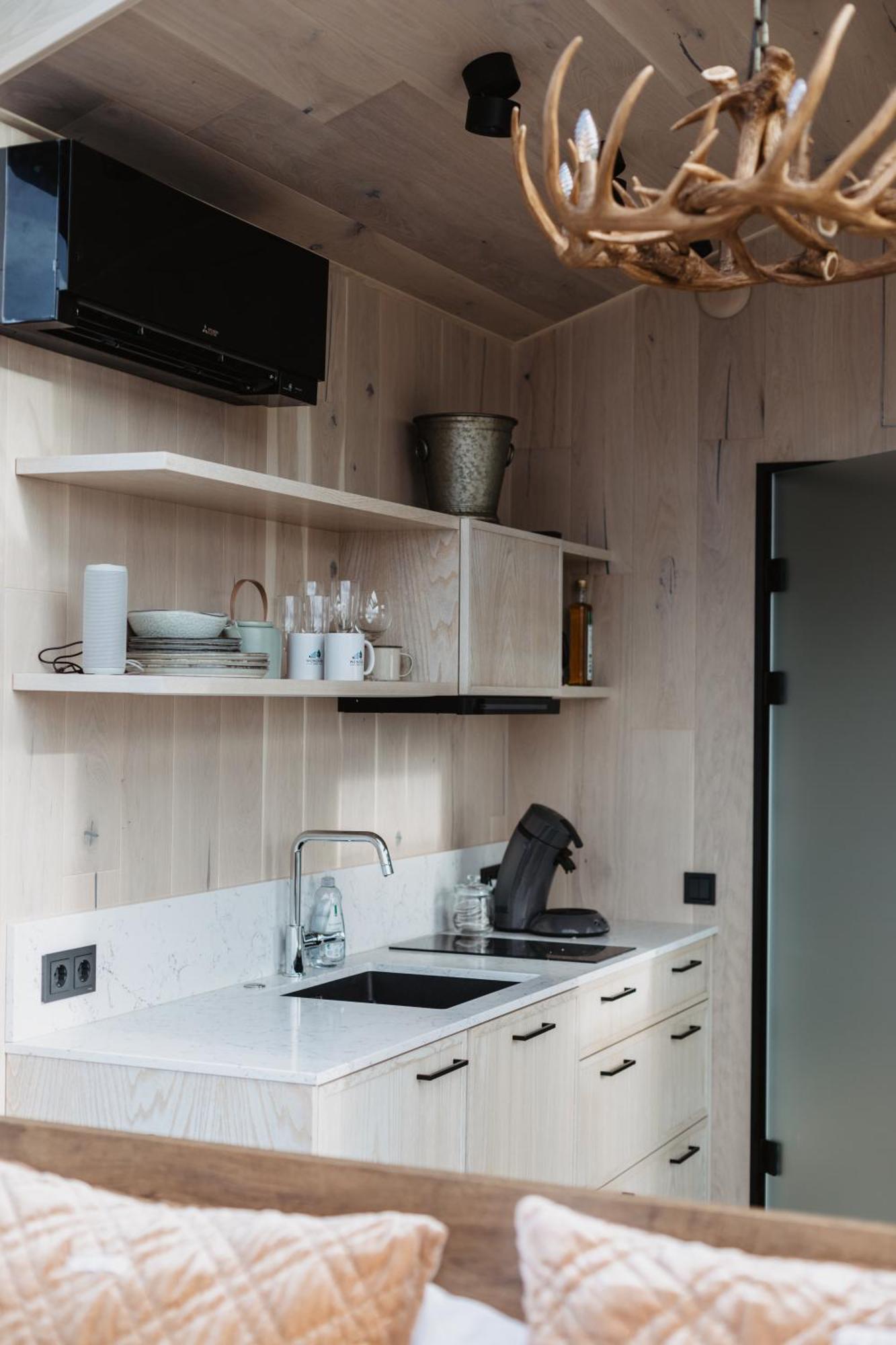 Wonderinn Arctic Utstrand Kültér fotó